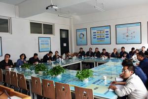 电子信息工程系召开国培项目专题汇报会议