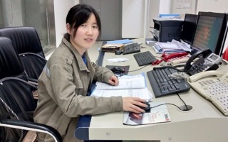 2017届优秀毕业生——曹丽娜